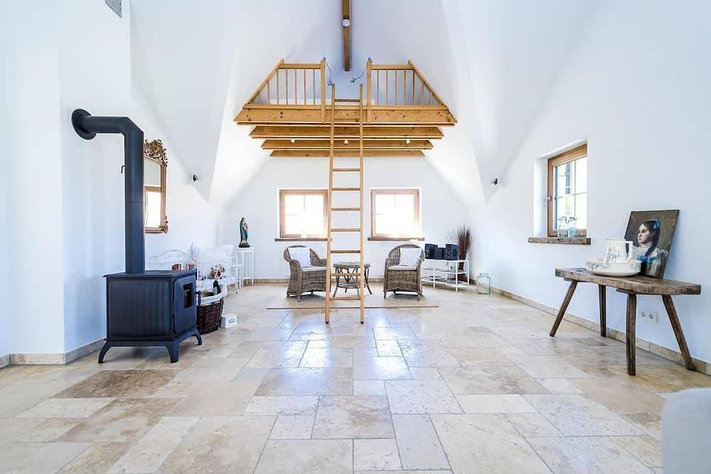 Wohnung Schwarzenburg - Hofgut Dösterhof - Ferienwohnungen in Wadern, Saar-Nahe-Bergland