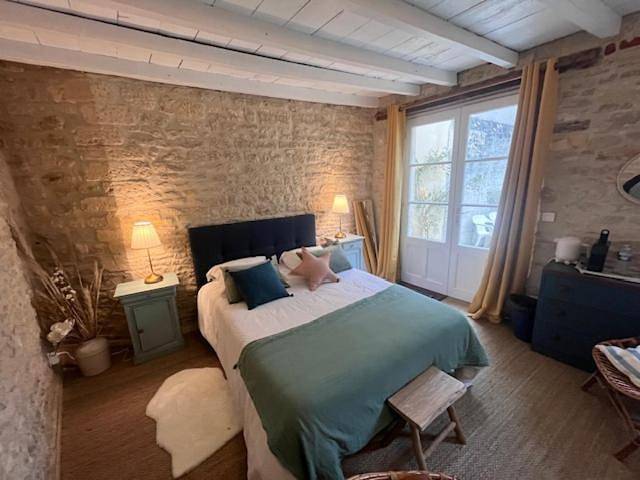 Chambre d’hôte pour 2 personnes, avec Terrasse à Grandcamp-Maisy