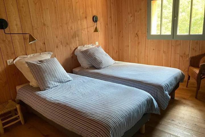 Charming wooden house with all comforts close to Plage des Américains Cap Ferret in Lège-Cap-Ferret, Arcachon und Umgebung
