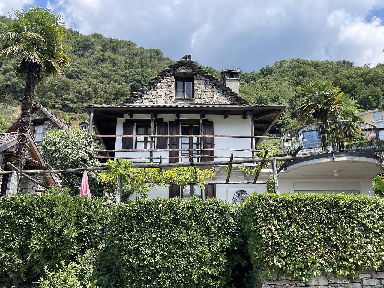 Charmantes Rustico mit Geschichte und Weitblick in Lavertezzo, Tessiner Alpen