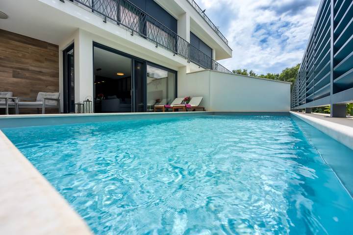 Ferienwohnung für 5 Personen, mit Garten und Pool
