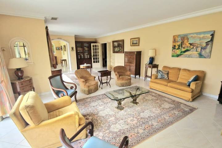 Villa pour 8 personnes, avec piscine et jardin, adapté aux familles à Mandelieu-la-Napoule - 3