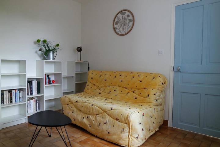 Location de vacances pour 8 personnes, avec jardin et terrasse à Gennes - 4