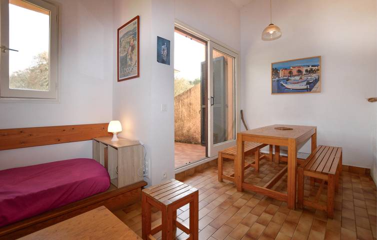 Appartement à deux lits avec piscine, terrasse et parking - 800 m de la plage in Grosseto-Prugna, Golfe D'Ajaccio