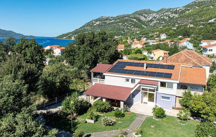 Ferienwohnung für 4 Personen, mit Terrasse und Seeblick, mit Haustier - 1