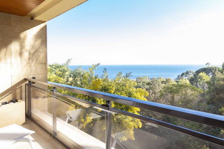 Gîte pour 4 personnes, avec piscine ainsi que jacuzzi et terrasse à Vallauris - 2