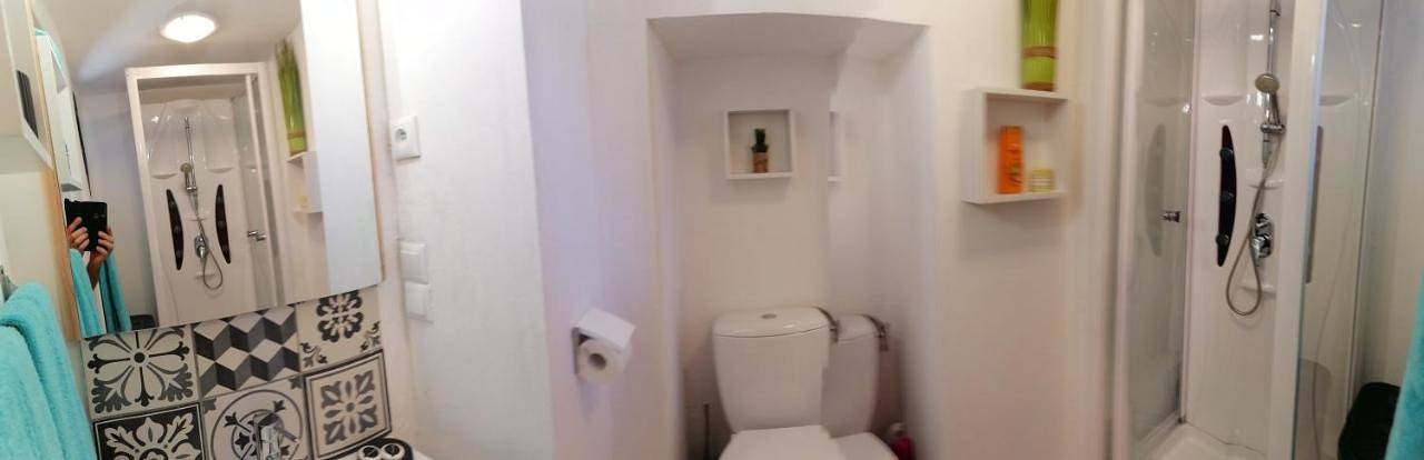 Appartement entier, One-Bedroom Apartment in Pignans, Région de Brignoles