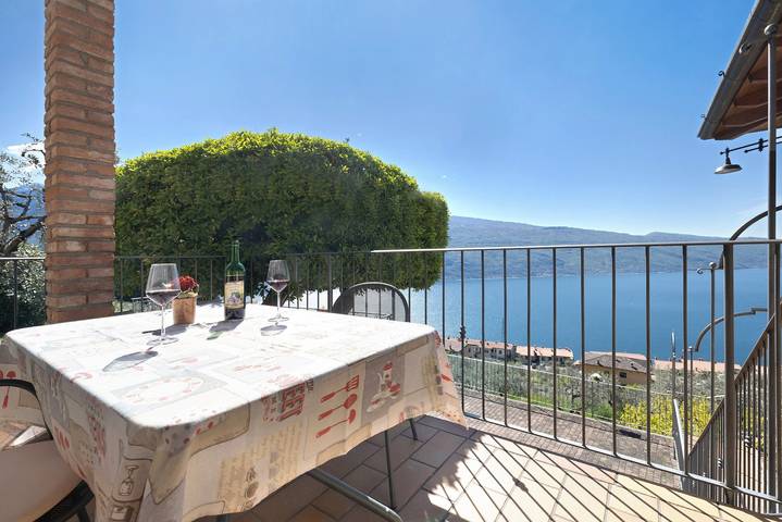 Ferienwohnung für 4 Personen, mit Balkon und Garten sowie Seeblick am Gardasee - 3