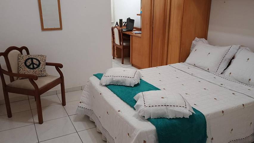 Casas e apartamentos de temporada para 5 pessoas, com vista, adaptado a crianças em Leblon