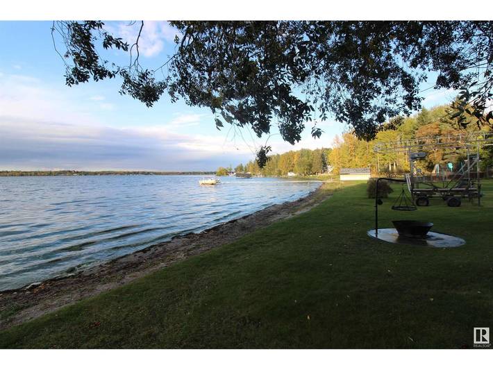 Cabane en bois pour 11 personnes, avec balcon/terrasse dans Canada - 4