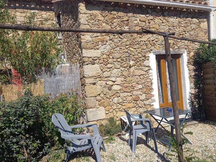 Appartement de vacances pour 3 personnes, avec Terrasse et Jardin