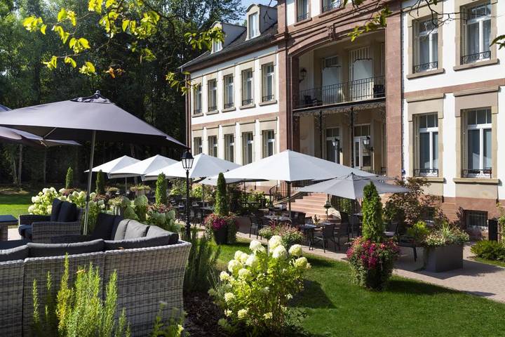 Hôtel pour 2 personnes, avec jardin et vue dans Musee Lalique - 3