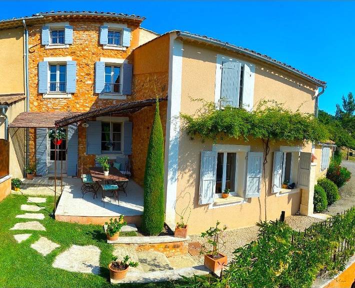 Gîte pour 4 personnes, avec jardin et terrasse