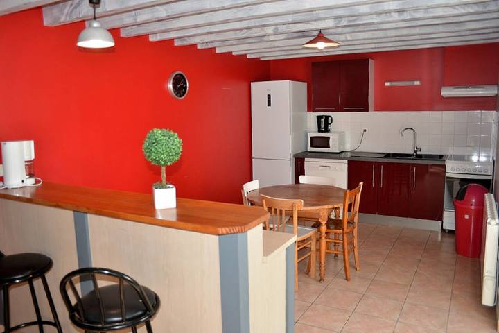 Gîte pour 8 personnes, avec terrasse à Foucarville - 2