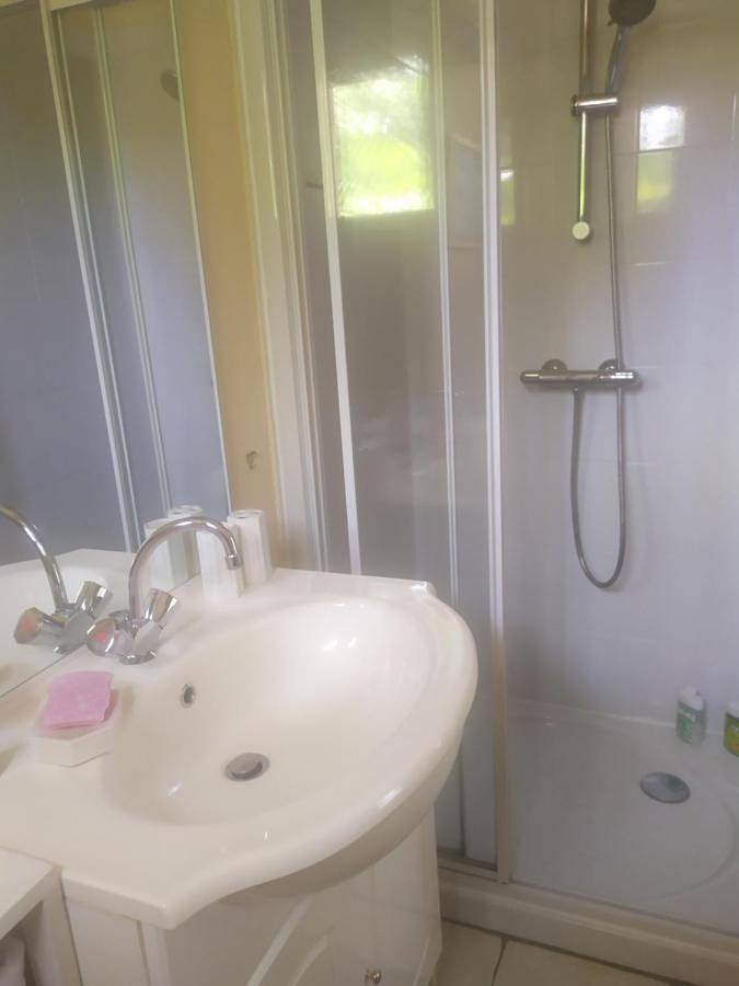 Chambre d’hôte pour 2 personnes, avec terrasse, animaux acceptés