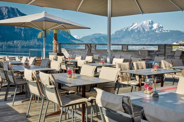 Hotel für 2 Personen, mit Balkon und Terrasse sowie Kinderpool und Sauna in Weggis