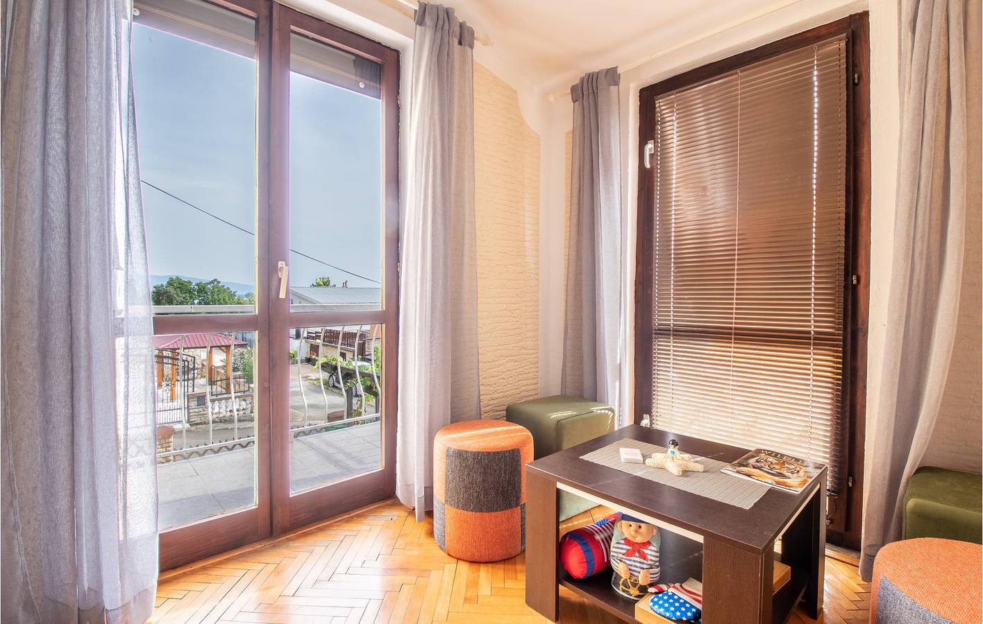 Ferienhaus für 12 Personen mit Garten in Maslenica, Zadar