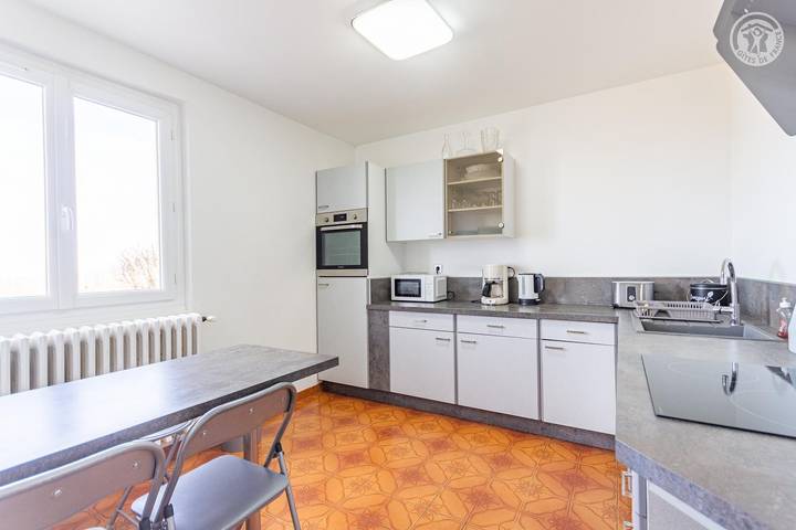 Gîte pour 5 personnes, avec terrasse ainsi que piscine et jardin à Trévignin - 2