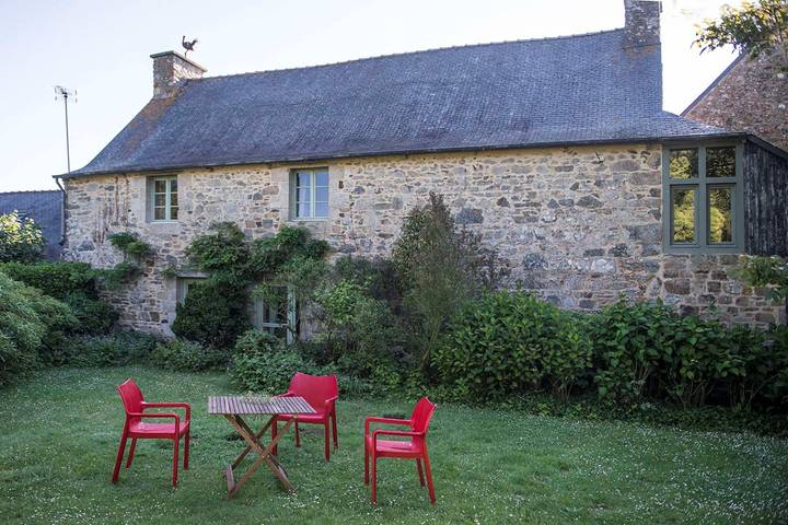 Gîte pour 2 personnes, avec jardin à Kerbors - 2