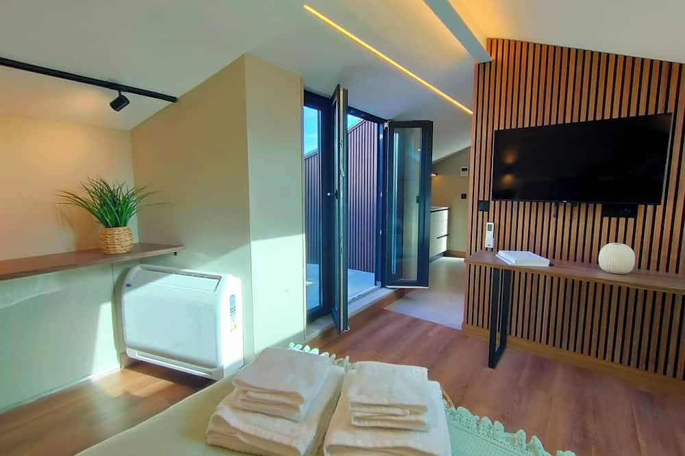Entire apartment, Superior Deluxe Studio in Leiria, Pousos, Barreira e Cortes, Leiria