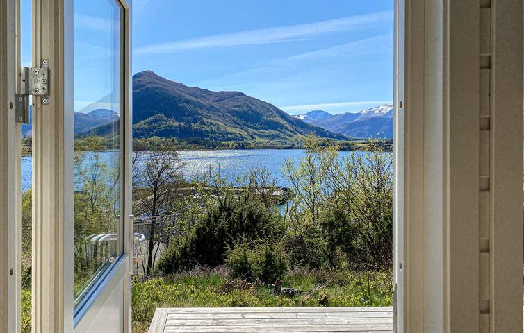 Ferienhaus für 5 Personen mit Garten in Ørsta