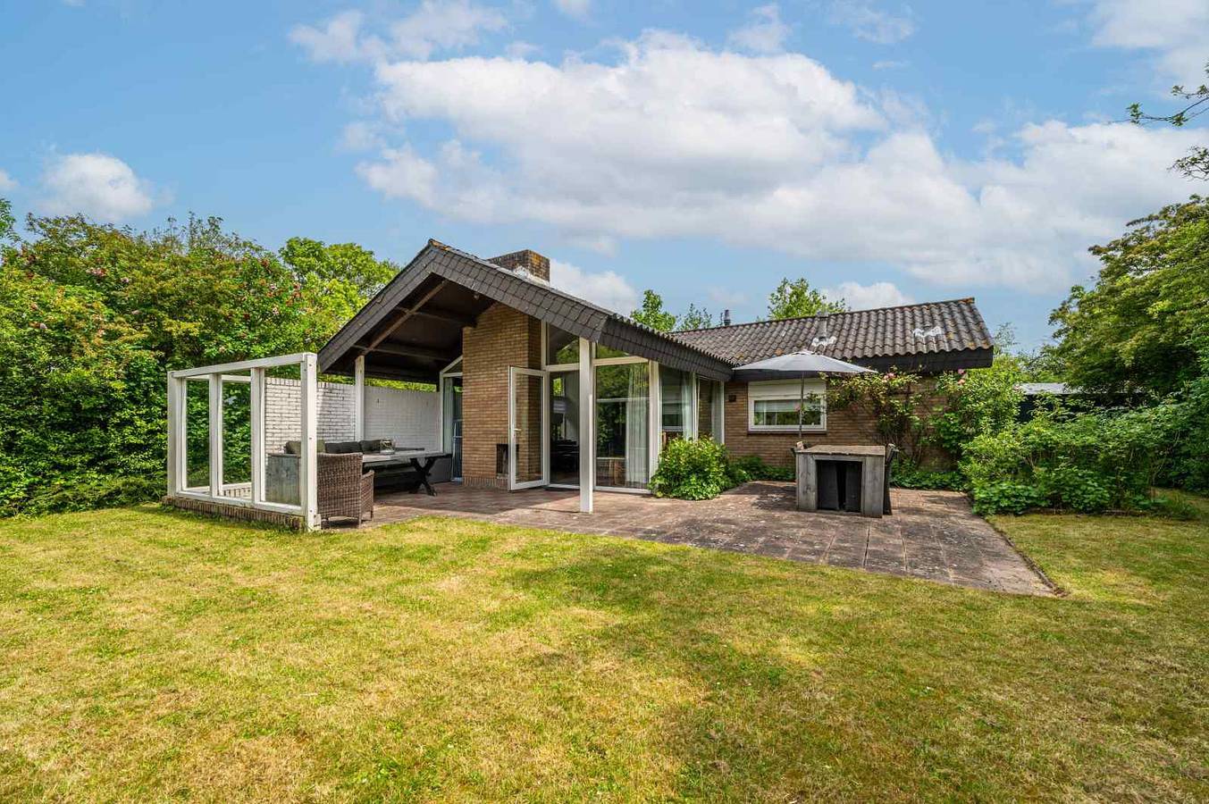 Geräumiger, attraktiver 6-Personen-Ferienbungalow in der Nähe des Strandes von Zoutelande in Zoutelande, Walcheren