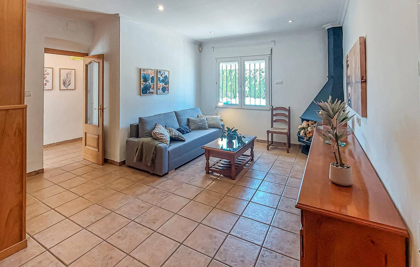Charmant appartement de deux chambres avec piscine et terrasse près de Banyeres de Mariola in Banyeres de Mariola, Alicante l'intérieur des terres