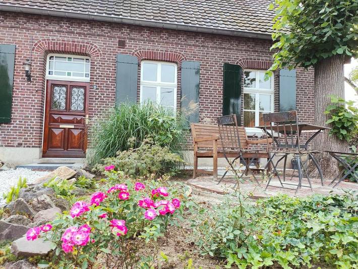 B&b voor 2 personen, with Terras and Tuin as well as Uitzicht in Limburg