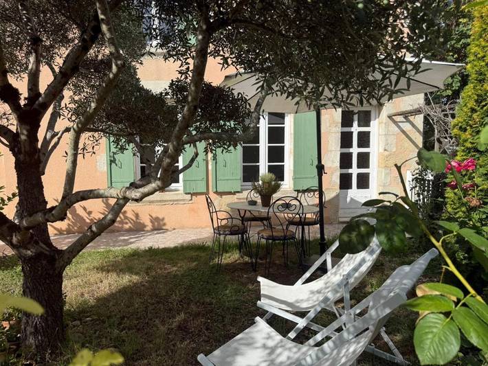 Appartement de vacances pour 4 personnes, avec Terrasse ainsi que Jardin et Vue