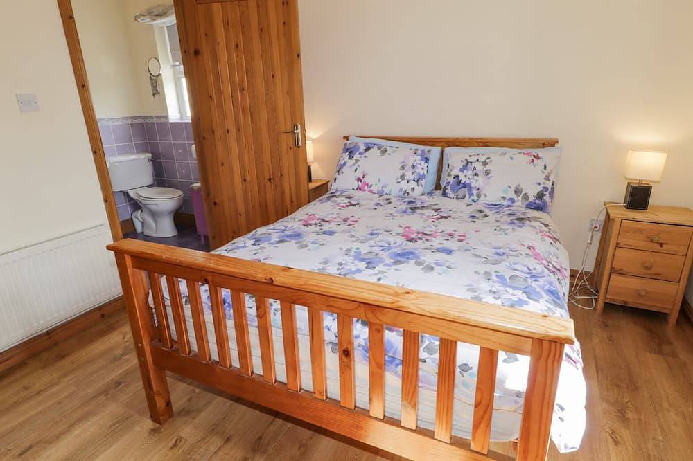 Creeslough View, pet friendly in Creeslough, County Donegal in Glenties, County Donegal