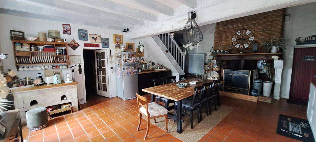 La Maison des Essarts in Cours (Deux-Sèvres), Région de Niort