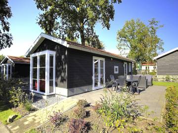 Ferienanlage für 6 Personen, mit Terrasse und Pool, mit Haustier am Veluwemeer