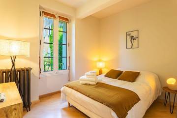 Gîte pour 10 Personnes dans Carpentras, Parc naturel régional du Mont-Ventoux, Photo 3