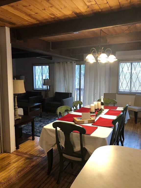 Das ganze Jahr über Annehmlichkeiten in Saw Creek, Pike County