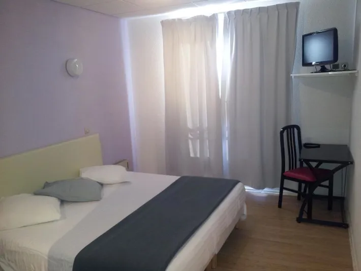 Hôtel pour 4 personnes, avec terrasse, animaux acceptés - 1