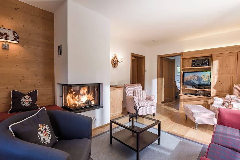 Ganze Wohnung, Appartement Hahnenkamm - wunderschönes Appartement mit 3 Schlafzimmern, Kamin in Kitzbühel, Hohe Salve