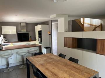 Gîte pour 6 personnes, avec jardin et terrasse à Chavanod