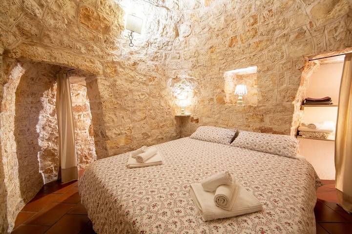 Location de vacances pour 13 personnes, avec jardin et jacuzzi, animaux acceptés dans Ceglie Messapico - 2