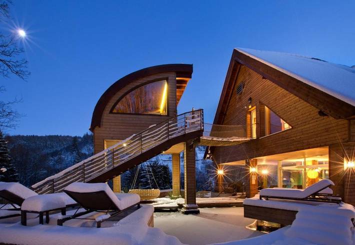 Hôtel pour 15 personnes, avec sauna et vue ainsi que piscine et jardin, animaux acceptés à Colroy-la-Roche