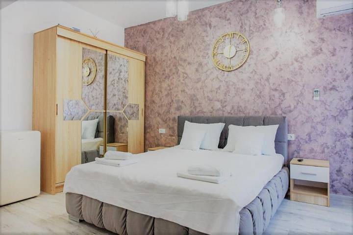 Appartement de vacances pour 3 personnes, avec Balcon ainsi que Terrasse et Vue