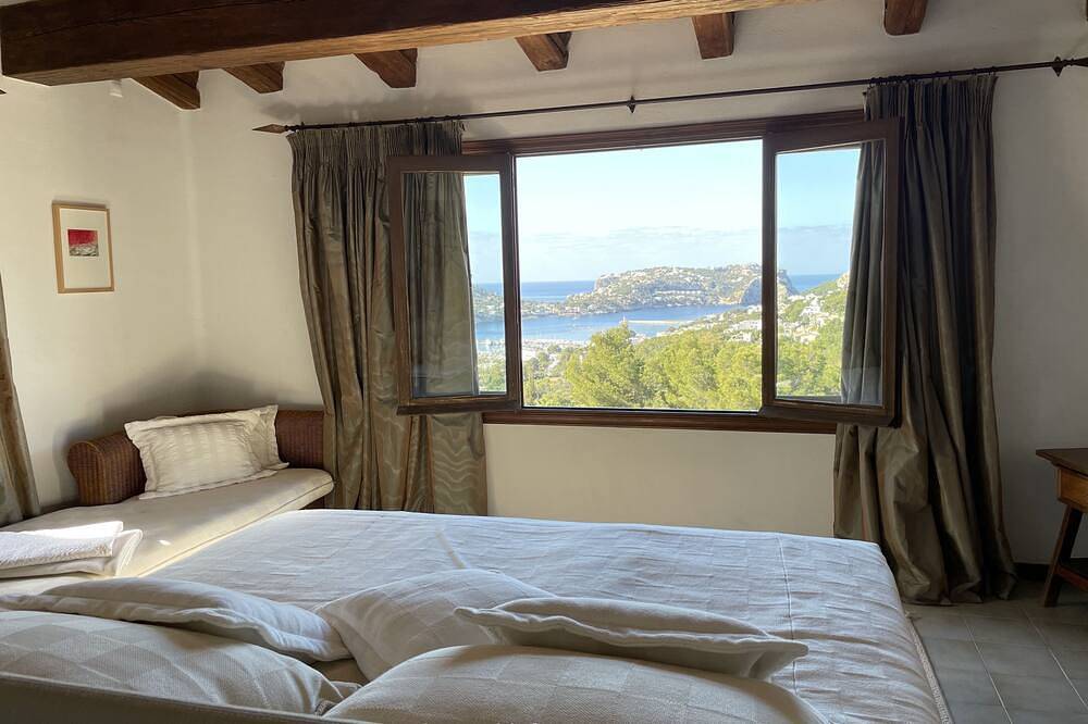 Finca \"Vista al Mar\" mit romantischen Hafen-und Meerblick + Pool in Port Andratx in Port d'Andratx, Andratx