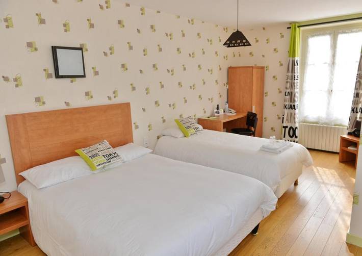 Hôtel pour 2 personnes, avec vue à Mornant - 4