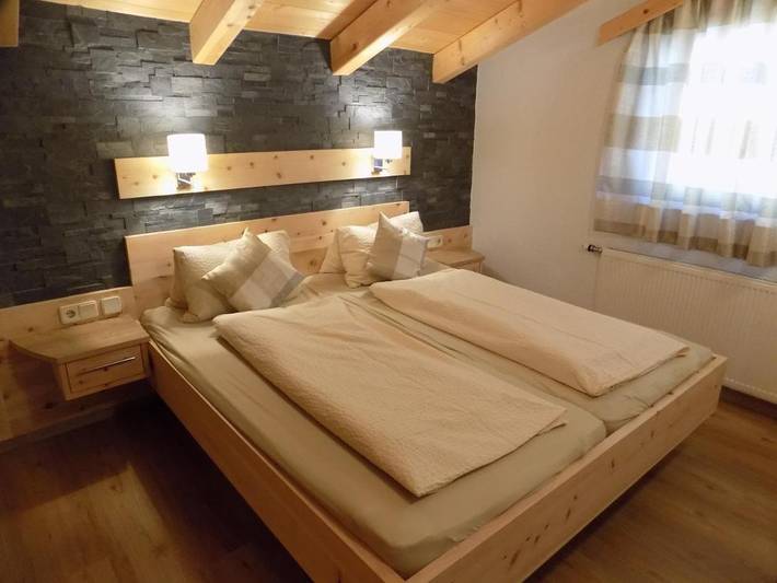 Ferienwohnung für 4 Personen, mit Ausblick und Garten