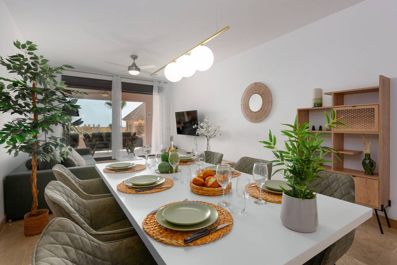 Entire apartment, Duquesa Village 2450 Sunny Views in Duquesa Village, Manilva