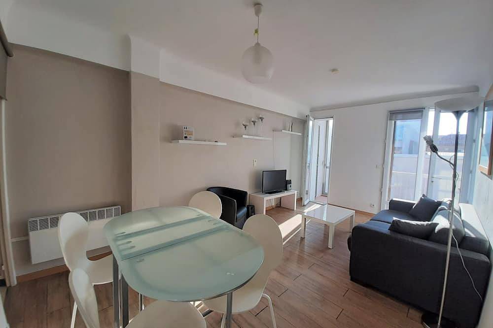 Appartement entier, Charmant appartement dans résidence sur le port de Mèze - meublé de tourisme 2* in Mèze, Côte d'Améthyste