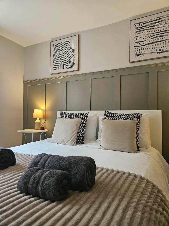 Gîte pour 5 personnes, avec terrasse et jardin à Glossop