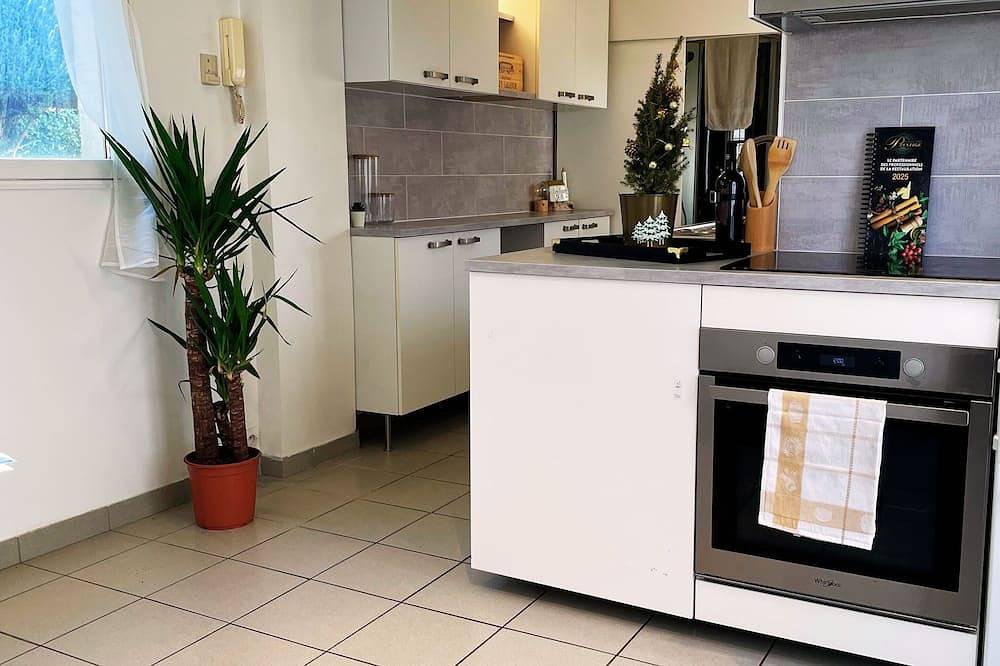 Entire apartment, Apartment Lumières in Pontault-Combault, Seine-et-Marne