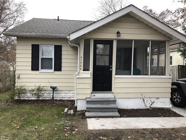 Vacation rental for 4 people, with terrace and yard in Oakland County
