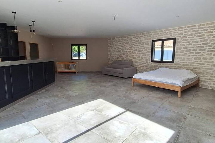 Modern villa with swimming pool in Vézénobres, Alès region