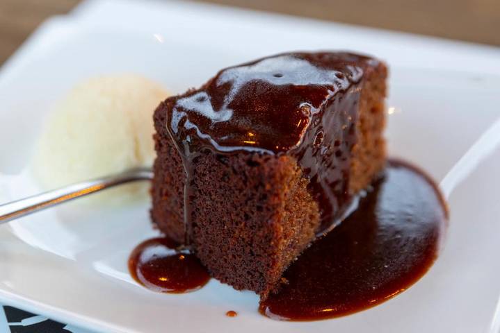 Chambre d’hôte pour 4 personnes, avec piscine et vue ainsi que terrasse et jardin à Marcheseuil - 4